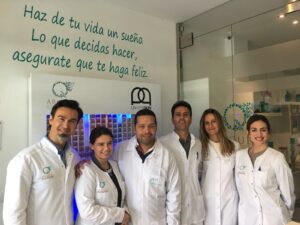 TRASMITIENDO NUESTRA EXPERIENCIA EN LA MEDICINA ESTÉTICA EN LA CLÍNICA DEL DR. ARQUES