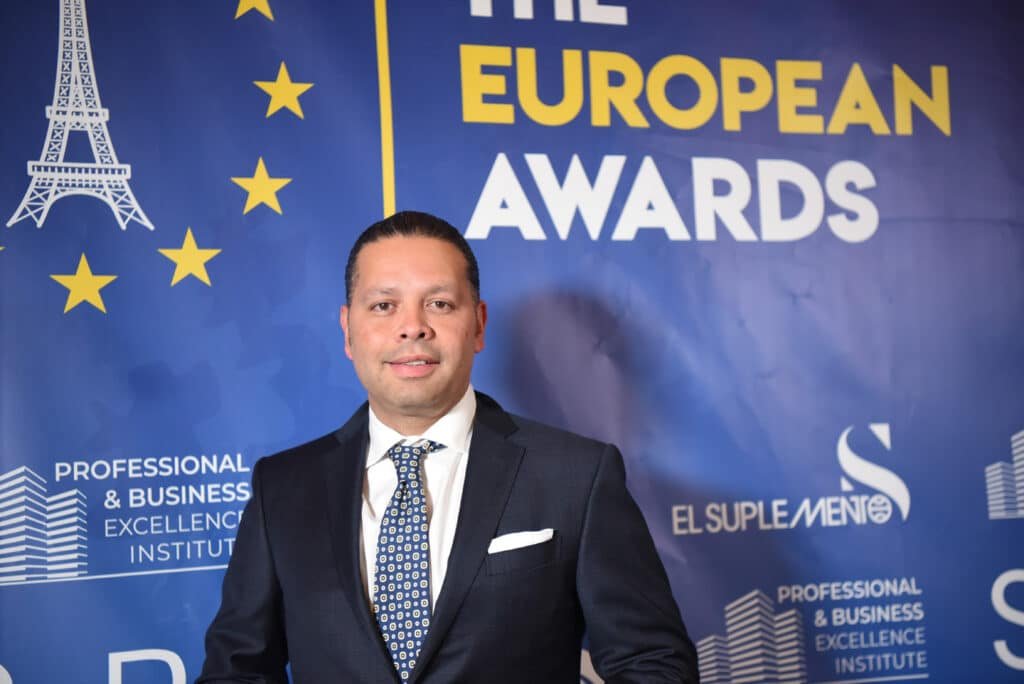 Dr alejandro acuña premio europeo en medicina estética